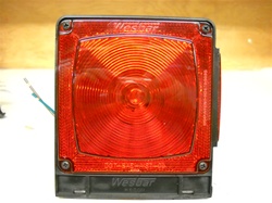 TAIL LIGHT UNDER 80" (SUBMER)